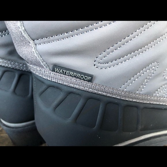 Baretraps Waterproof Cold Weather Mid Calf boots - Picture 12 of 16